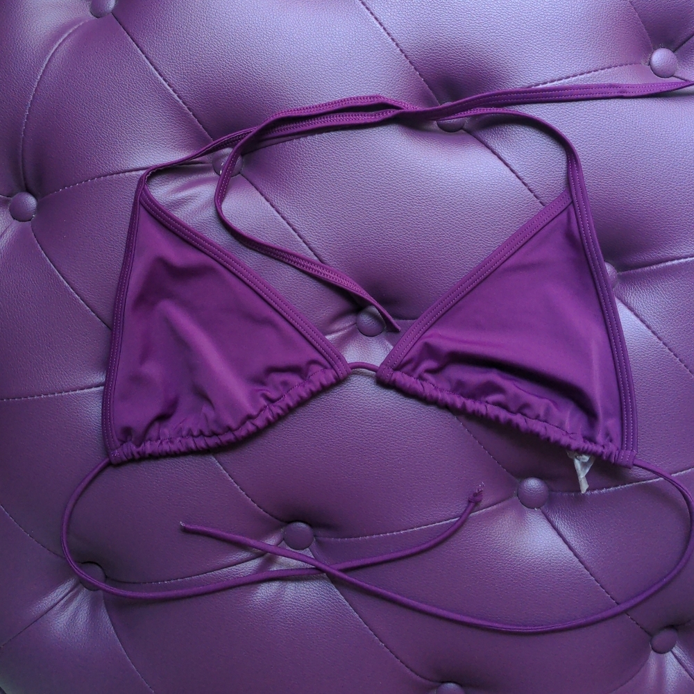 Victoria’s Secret bikini top